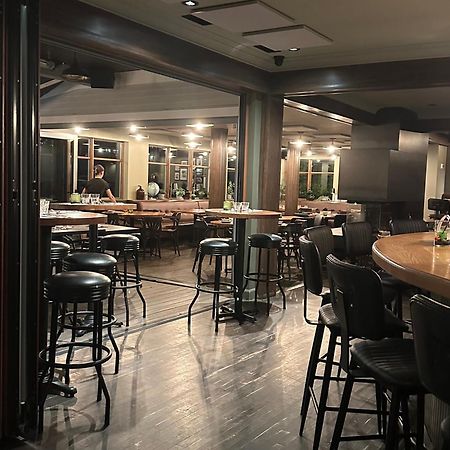 Auberge Des Cantons Magog Eksteriør billede