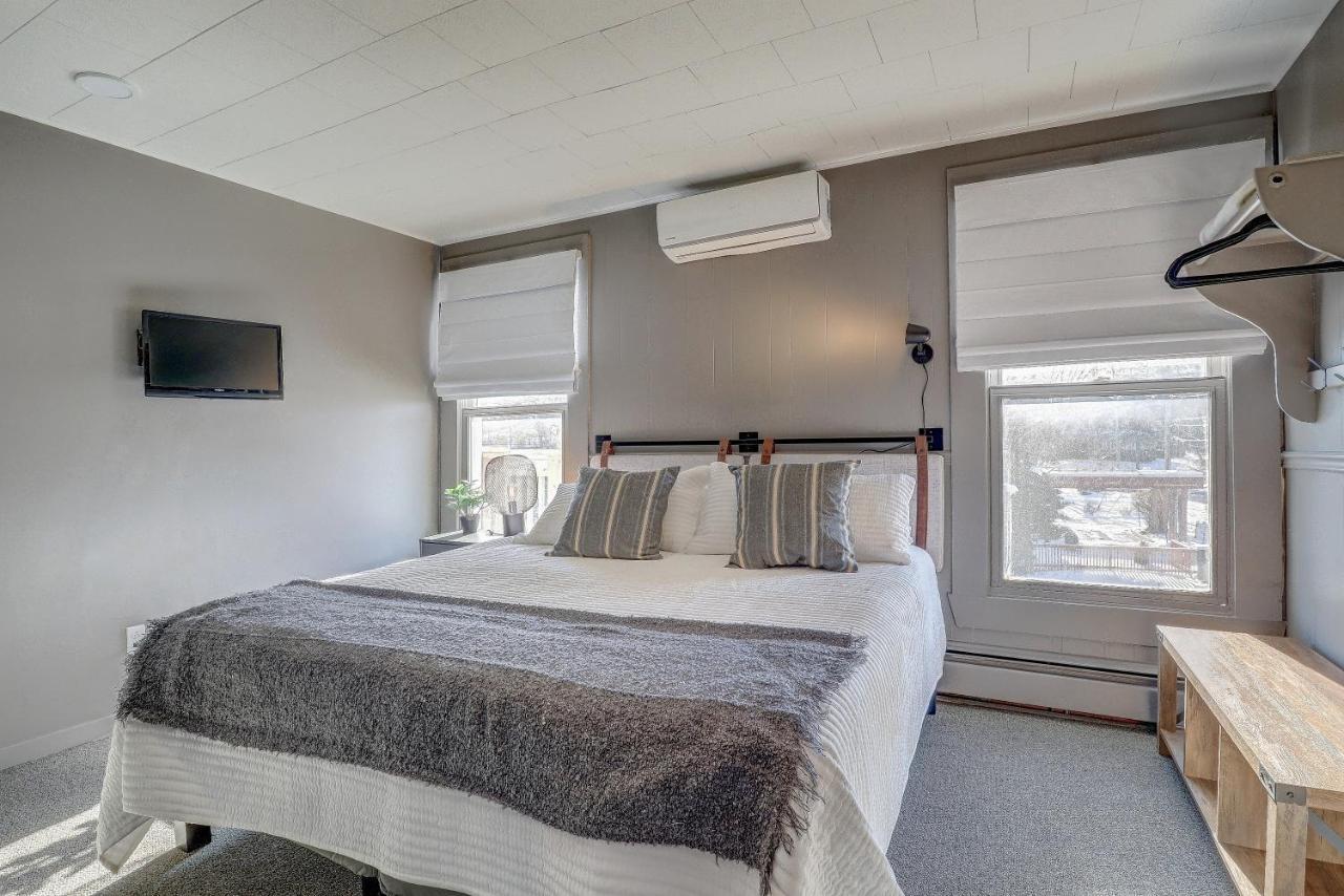 Auberge Des Cantons Magog Eksteriør billede