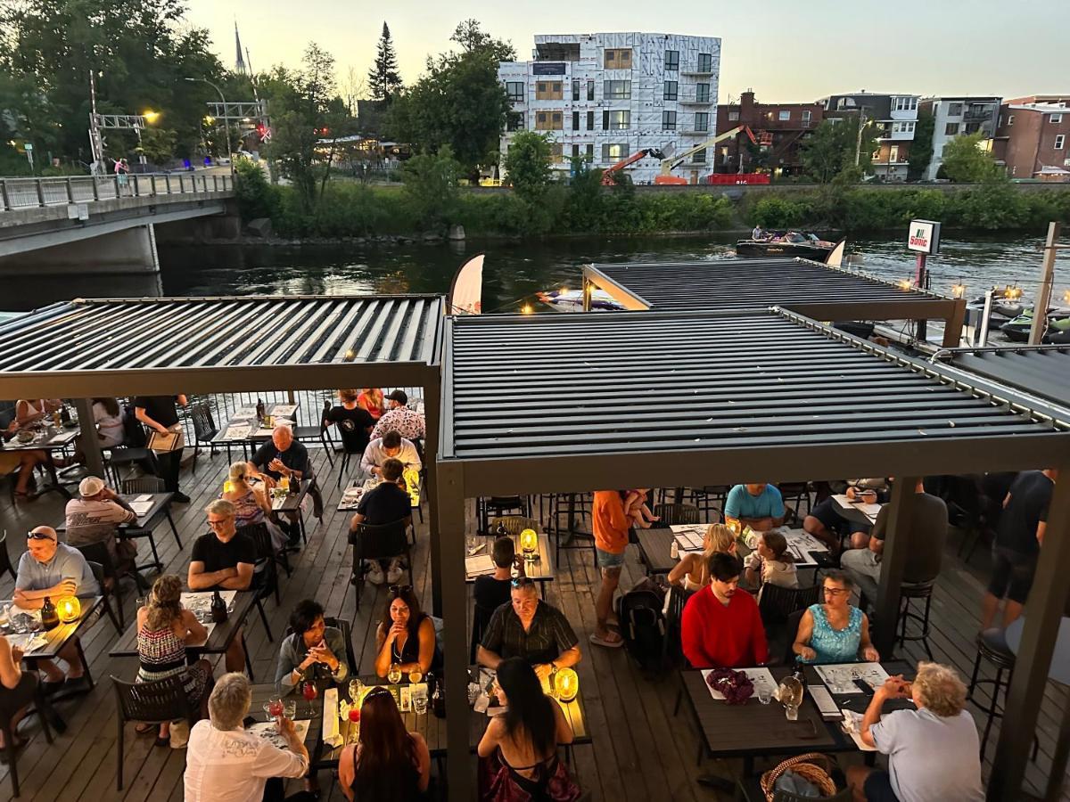 Auberge Des Cantons Magog Eksteriør billede